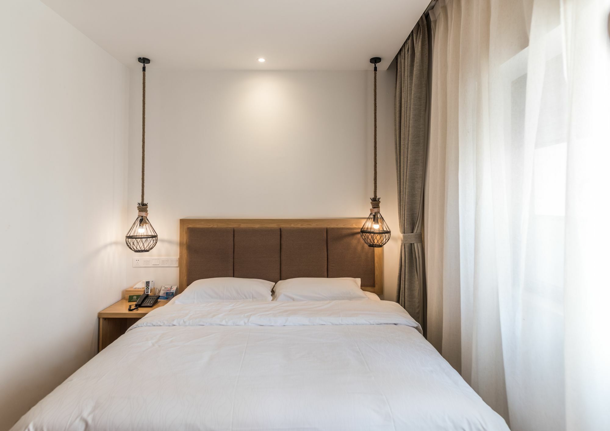 Blossom Play&Design Hotel Куньмин Экстерьер фото