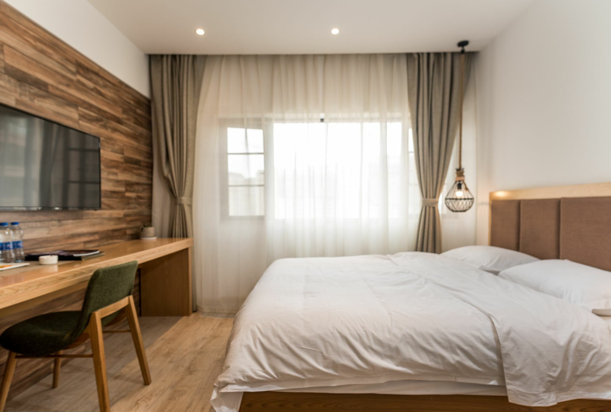Blossom Play&Design Hotel Куньмин Экстерьер фото